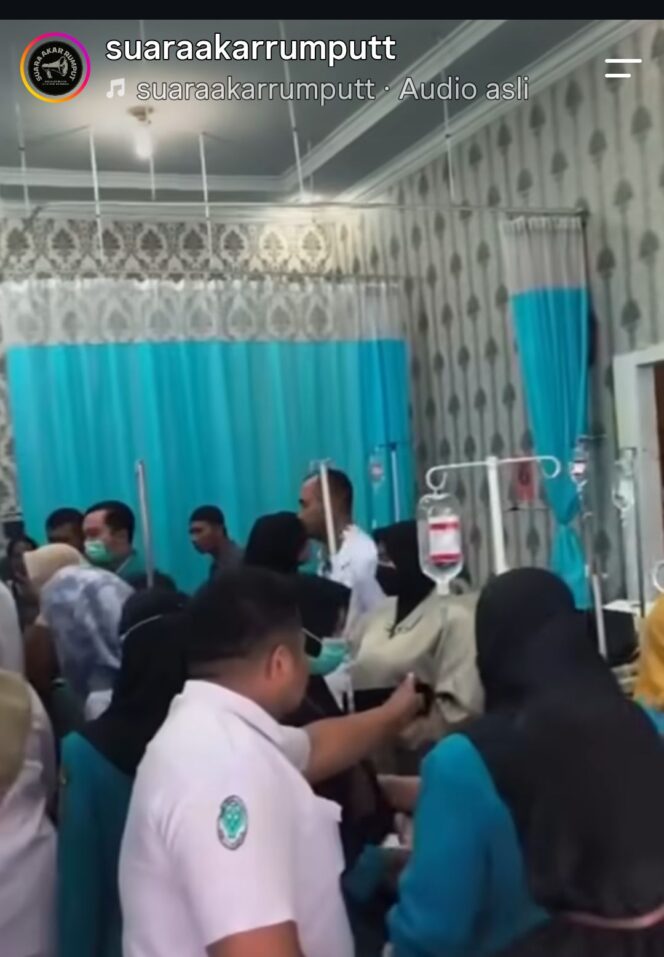 
					Sekitar 30 siswa MTs N Kisaran 2, alami keracunan. Sudah tercium bau oleh petugas sekola, tetap suda telanjut dikonsumsi oleh 30 sisea, hingga keracunan, Senin 14 September 2026. Foto: ist