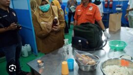 Keracunan makanan MBG kini menimpa sekitar 200 siswa dan guru SMKN Boyolangu, Tulungagung, Rabu 16 September 2926. Foto: ist