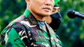 Letjen TNI Widi Prasetijono, mantan Pangdam Diponegoro Jateng, diadili di Mahkamah Militer II Jakarta, didakwa terlibat jual beli tanah senilai Rp 237 mikiar di Cilacap, Jateng. Foto: ist