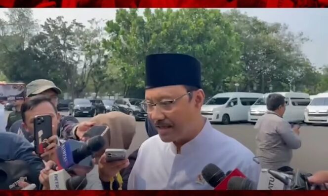 
					Menteri Sosial merangkap Sekjen PB NU, Saifullah Yusuf bantah aliran dana dari istana Rp480 miliar dari istana ke Nuktamar 35 NU di Jombang. Foto: instagram@inilah.com
