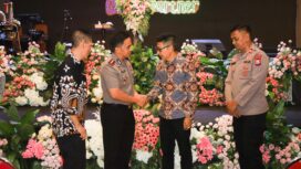 Kapolres Jombang saat bersilahturahmi di salah satu gereja