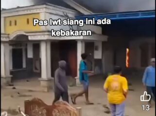 Sebuah bangunan berukuran 8 x 20 meter di lingkungan sekolah MTs Mamba'ul Maa'rif, Denanyar, Jombang, Senkn siang, 5 Oktober 2026. Foto: facebook@titik s wilu