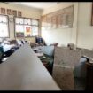 Dua wanita guru alami lukaluka ringan, akibat plafon ruang kelas 7 x 8 m SDN 2 Cempoko, Sragen, ambrol, Rabu 7 Oktober 2026. Foto: ist