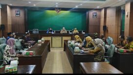 Kepala Dinas Koperasi UMK Jombang, Hari Purnomo membuka pelatihan 302 pengawas  KDMP Jombang, Senin 12 Oktober 2026. Foto: ist