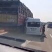 Diduga sopir mengantuk, mobil Elf angkut 15 Suporter PSS Sleman, alami kecelakaan sebabkan 4 orang tewas. Foto: ist