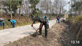 Prasaranan jalan yabg dubangun oleh prajurid TMMD 130 telah selesai. Jalan desa Klitih, sudaj mulus, membantu kelancaran ekonomi masyaratkatm Foto: diskominfo pemkab jombang 