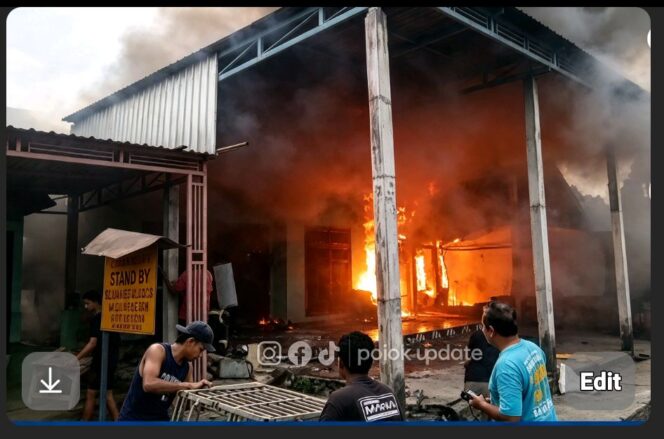 
					Tempat usaha kasur milil Fatkhur, di Mancilan, Mojoagung Jombang, akami kebakaran, Minggu sore, 25 Oktober 2026. Foto: instgaram@pojok_update